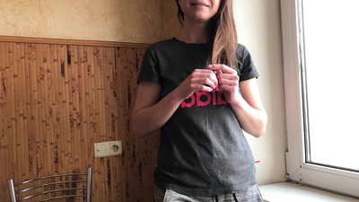 Brudder gehollef Stepsister virum Éischten Datum ze relaxen. Russesch Amateur mat schwätzen